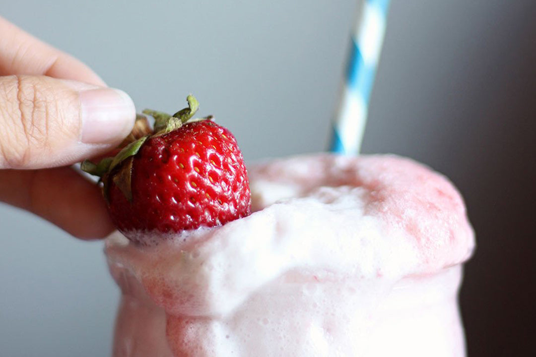 Ice Cream Tea Float With Berries